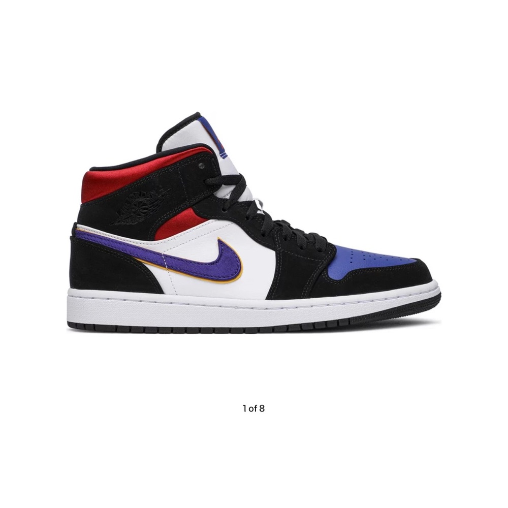 Jordan
Air Jordan 1 Mid sneakers